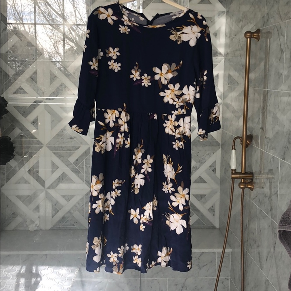 Navy floral print dress